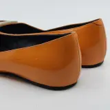 Paar instappers, maat 36, Roger Vivier – foto 6 – kavel bij Domeinen Roerende Zaken, Groningen