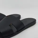 Paar slippers, maat 43, Hermès, AF7041141ZH2501 – foto 4 – kavel bij Domeinen Roerende Zaken, Groningen