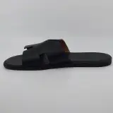 Paar slippers, maat 43, Hermès, AF7041141ZH2501 – foto 5 – kavel bij Domeinen Roerende Zaken, Groningen