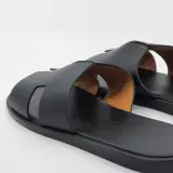 Paar slippers, maat 43, Hermès, AF7041141ZH2501 – foto 7 – kavel bij Domeinen Roerende Zaken, Groningen