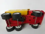 Set vintage Tonka speelgoed vrachtwagens en voertuigen – foto 10 – kavel bij De Kringwinkel, Heverlee