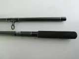Complete karpervisset met hengels, molens, net en accessoires – foto 11 – kavel bij De Kringwinkel, Heverlee