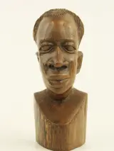Set van 4 Afrikaanse houten beelden – foto 3 – kavel bij De Kringwinkel, Antwerpen