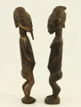 Set van 4 Afrikaanse houten beelden – foto 8 – kavel bij De Kringwinkel, Antwerpen