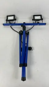 Werklamp Hyundai LED op statief dubbele bouwlamp met T-bar – foto 5 – kavel bij De Kringwinkel, Waardamme