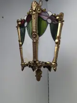Exclusieve Vintage Tiffany Stijl Lantaarn Hanglamp – Glas-in-Lood met Bronzen Frame – foto 2 – kavel bij De Kringwinkel, Waardamme