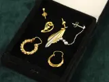 6 enkele oorbellen in 18 karaat goud – kavel bij De Kringwinkel, Antwerpen