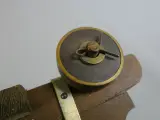 Miniatuur kanon op houten affuit – foto 6 – kavel bij De Kringwinkel, Diest