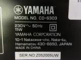 Yamaha CD-S303 - Hoogwaardige Hifi CD-Speler met USB (Zilver) – foto 12 – kavel bij De Kringwinkel, Heverlee