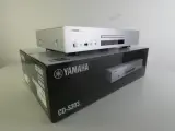 Yamaha CD-S303 - Hoogwaardige Hifi CD-Speler met USB (Zilver) – foto 7 – kavel bij De Kringwinkel, Heverlee