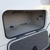 Camper, Morelo, Palace 90M, 2021 – foto 25 – kavel bij Domeinen Roerende Zaken, Soesterberg
