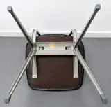 Set van 2 vintage Result-stoelen – Friso Kramer & Wim Rietveld voor Ahrend de Cirkel – foto 4 – kavel bij De Kringwinkel, Sint-Niklaas