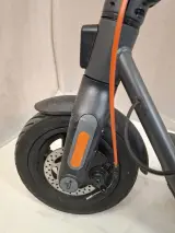 Krachtige Segway Ninebot KickScooter F2 Plus E (Model 2024) – In Nette Staat! – foto 4 – kavel bij De Kringwinkel, Waardamme