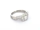 Platina ring met een natuurlijke prinses en briljant geslepen diamanten – foto 8 – kavel bij Onlineveilingmeester