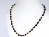 Geelgouden collier met diamanten en saffier – foto 3 – kavel bij Onlineveilingmeester