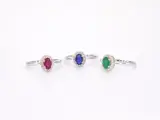 Witgouden entourage ring met diamanten en saffier – foto 10 – kavel bij Onlineveilingmeester