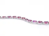 Witgouden tennisarmband met diamanten en robijn – foto 5 – kavel bij Onlineveilingmeester