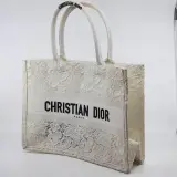 Handtas, Dior – foto 2 – kavel bij Domeinen Roerende Zaken