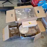 2x Pallet met diversen; Sfeerartikelen, kantoorbenodigdheden, multimedia – foto 19 – kavel bij Onlineveilingmeester, Raalte