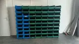 Ca. 63x Grote Magazijnbakken, Overtoom, Groen/blauw – foto 2 – kavel bij Onlineveilingmeester, Raalte