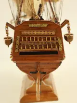 HMS VICTORY 1765 - indrukwekkend handgemaakt houten zeilschip - 75 cm - maritiem verzamelobject – foto 15 – kavel bij De Kringwinkel, Antwerpen