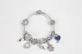 Pandora armband met diverse bedels – foto 7 – kavel bij De Kringwinkel, Brecht