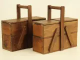Vintage set van 2 houten naaidozen – foto 2 – kavel bij De Kringwinkel, Antwerpen