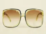 Robert Piguet Paris oversized zonnebril jaren 70/80 – foto 5 – kavel bij De Kringwinkel, Antwerpen
