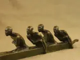André Vincent Becquerel (1893–1981) – Les Piroguiers – Bronzen sculptuur, ca. 1930 – foto 13 – kavel bij De Kringwinkel, Antwerpen
