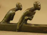 André Vincent Becquerel (1893–1981) – Les Piroguiers – Bronzen sculptuur, ca. 1930 – foto 8 – kavel bij De Kringwinkel, Antwerpen