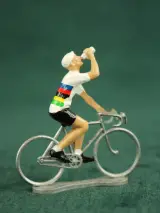 Bernard & Eddy – Little Cyclists World Tour – Lot van 7 miniatuurwielrenners in ovp – foto 6 – kavel bij De Kringwinkel, Antwerpen