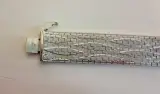 Zilverkleurige armband met schakelpatroon – foto 3 – kavel bij De Kringwinkel, Aalst