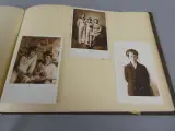 Album Koningin Astrid Cote d'or – foto 7 – kavel bij De Kringwinkel, Diest