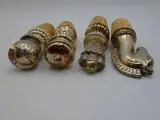 Set van vier vintage flesstoppen in de vorm van schaakstukken – foto 4 – kavel bij De Kringwinkel, Diest