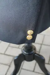 Officiële daags blauwe uniform – foto 4 – kavel bij De Kringwinkel, Brecht