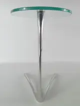 Postmoderne design-bijzettafel met glazen blad en aluminium – foto 5 – kavel bij De Kringwinkel, Heverlee