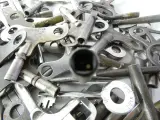 Grote partij mechanische opwindsleutels (Klokken & Speelgoed) – foto 9 – kavel bij De Kringwinkel, Heverlee