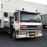 Vrachtwagen, DAF, AE75RC – foto 3 – kavel bij Domeinen Roerende Zaken, Hoogeveen