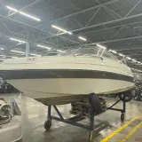 Motorboot, Four Winns, 195 Sundowner – foto 2 – kavel bij Domeinen Roerende Zaken, Hoogeveen