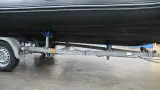 RIB rubberboot met Honda BF100BA en Itrailer geremde boottrailer, Brig, Navigator 570 – foto 7 – kavel bij Domeinen Roerende Zaken, Hoogeveen