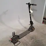 Elektrische step, Ninebot – foto 2 – kavel bij Domeinen Roerende Zaken, Groningen