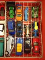 Verzameling speelgoedauto's in Hot Wheels koffer (1) – foto 4 – kavel bij De Kringwinkel, Leopoldsburg