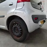 Personenauto, Peugeot, 107, 1.0-12V XS, 2009 – foto 25 – kavel bij Domeinen Roerende Zaken, Soesterberg