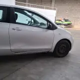 Personenauto, Toyota, Yaris, 1.3 VVTi Terra, 2008 – foto 4 – kavel bij Domeinen Roerende Zaken