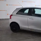 Personenauto, Toyota, Yaris, 1.3 VVTi Terra, 2008 – foto 5 – kavel bij Domeinen Roerende Zaken