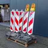 7x Verkeersbaken en 8x kunststof voet – foto 2 – kavel bij Onlineveilingmeester, Raalte