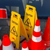 Partij verkeersborden-en kegels – foto 4 – kavel bij Onlineveilingmeester, Raalte