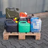 Ca. 11x Jerrycan – foto 2 – kavel bij Onlineveilingmeester, Raalte