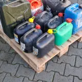 Ca. 11x Jerrycan – foto 4 – kavel bij Onlineveilingmeester, Raalte