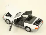 Lot van 4 Mercedes-Benz modelauto’s – foto 5 – kavel bij De Kringwinkel, Antwerpen